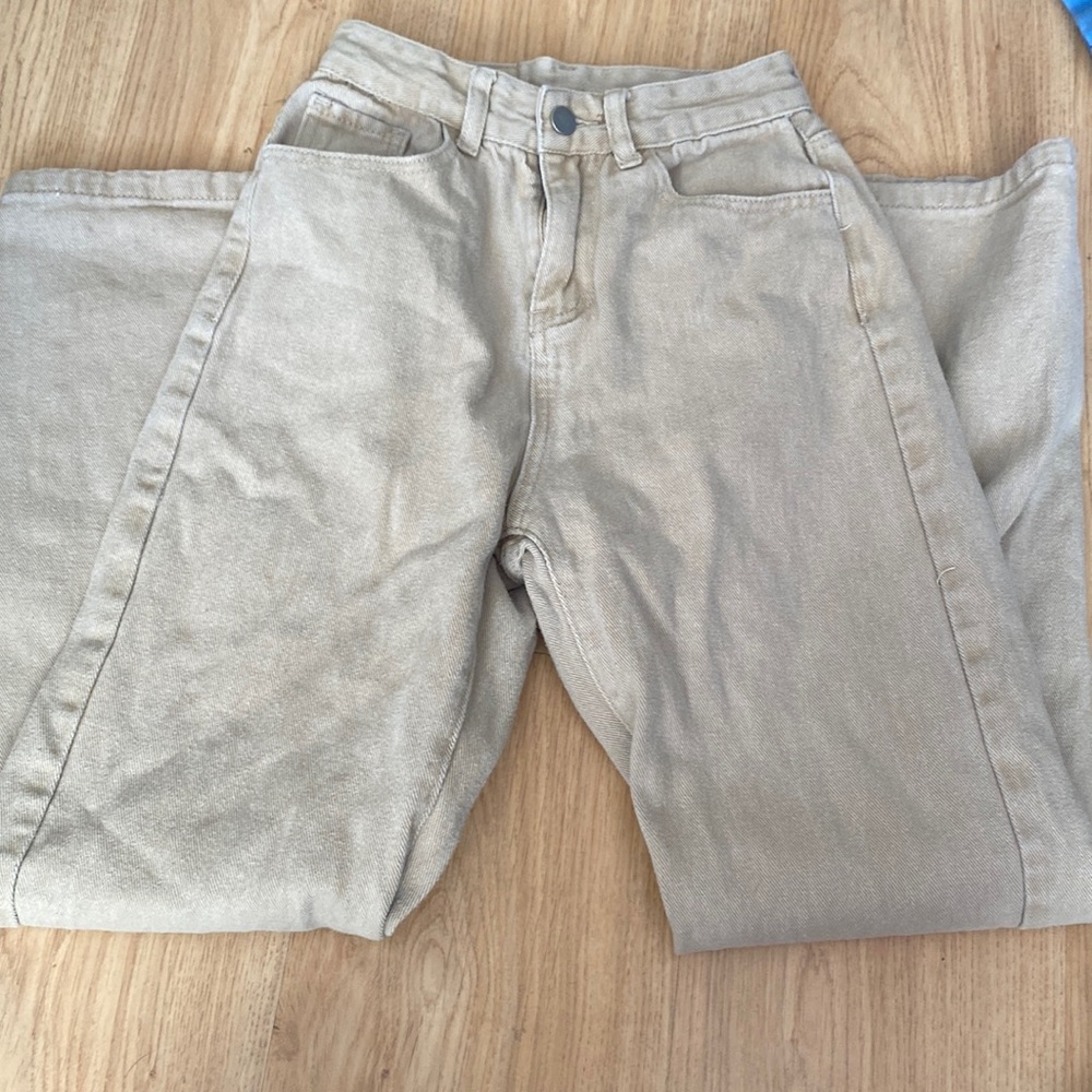 woman’s jeans